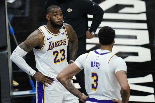 1622467242461084419.jpg charles-barkley-nobodys-afraid-of-the-lakers.jpg